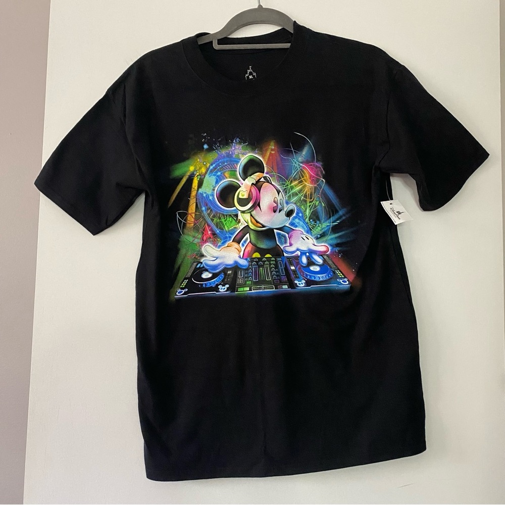 NWT Disney Parks Disneyland Graphic EDM Neon DJ Mickey Mouse short sleeve
